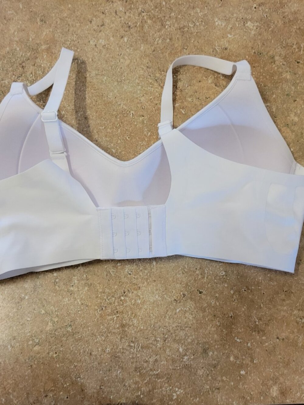 Underoutfit Bra - Picture 2 of 8
